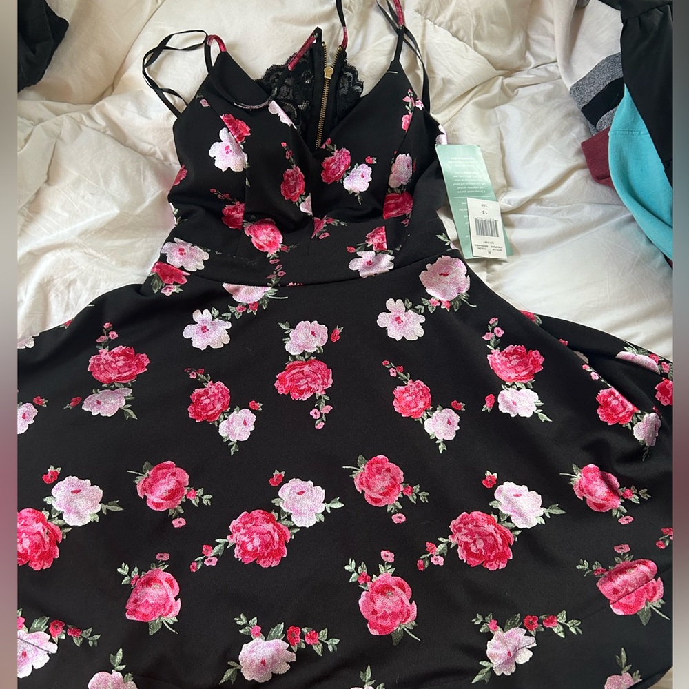 cute rose dress!